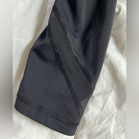 Lululemon Mesh Leggings - Picture 5 of 6